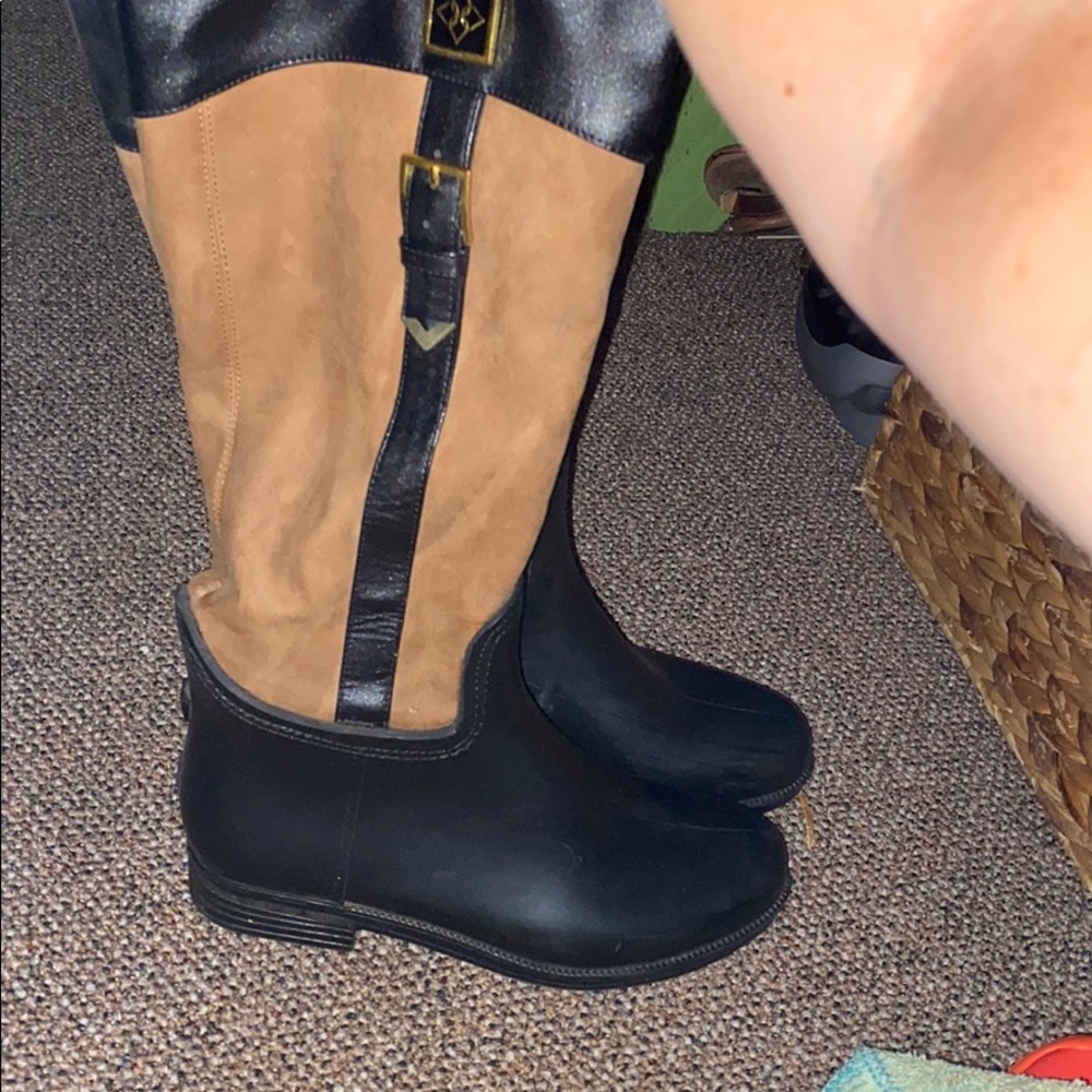 Rain boots